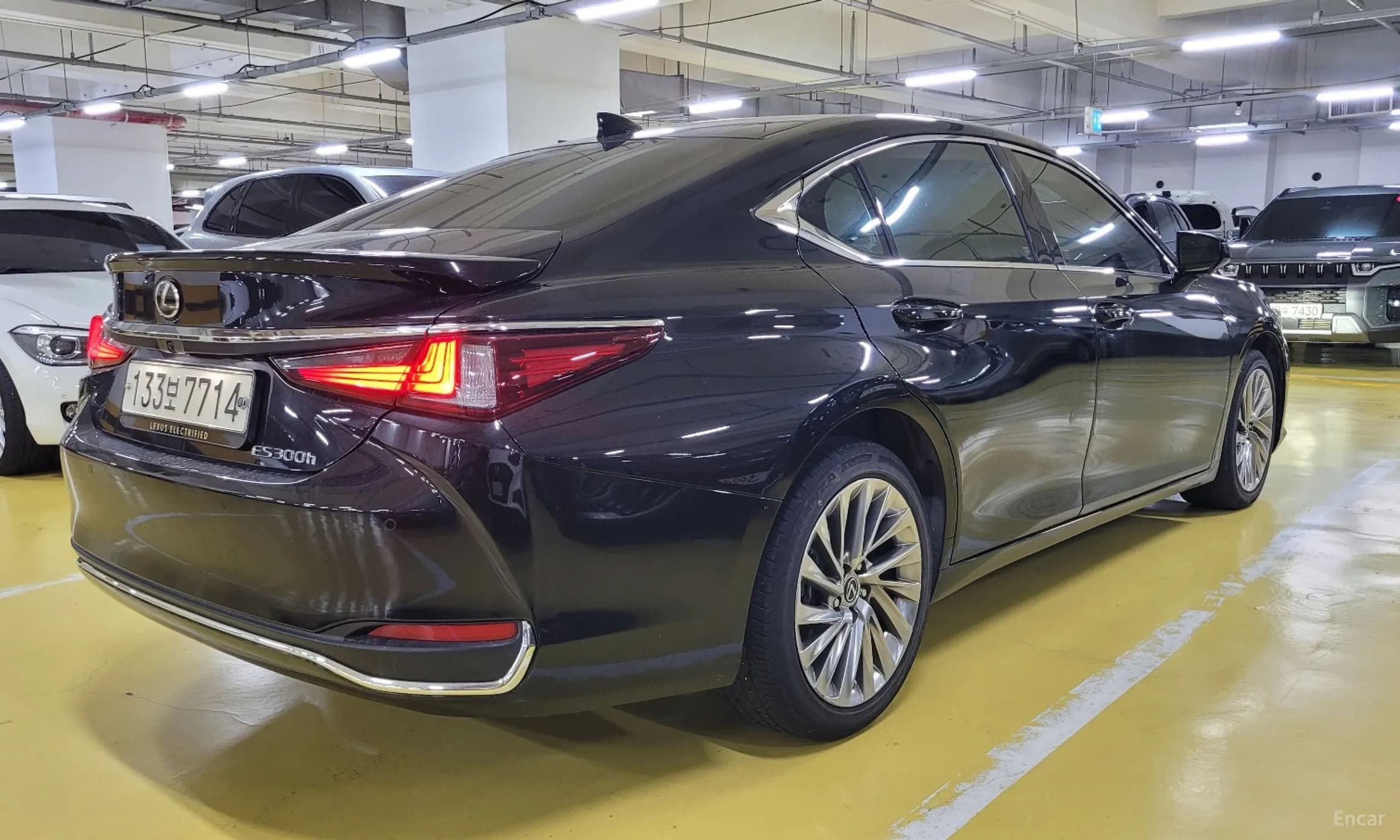 ES300h 7th Generation