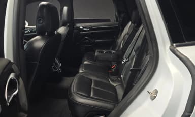 New Cayenne