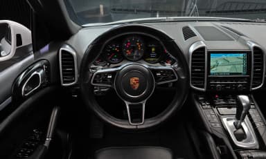 New Cayenne