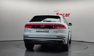 Q8 (4M)