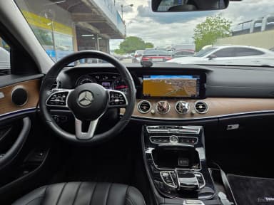E-Class W213