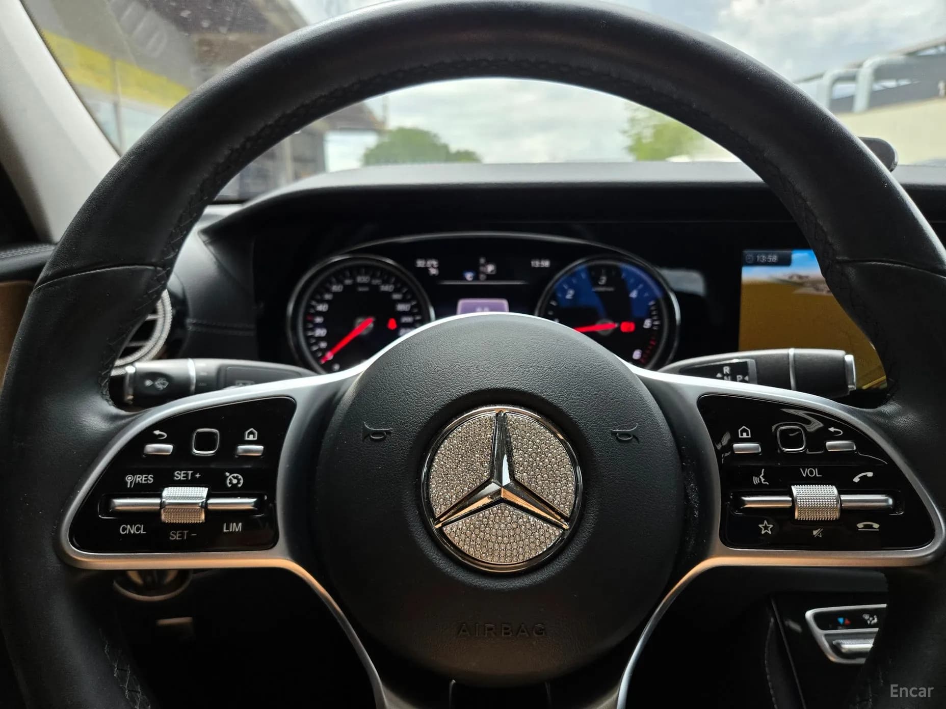 E-Class W213