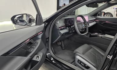 5 Series (G60)