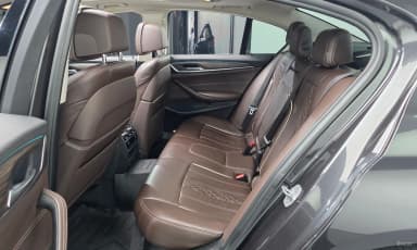 5 Series (G30)
