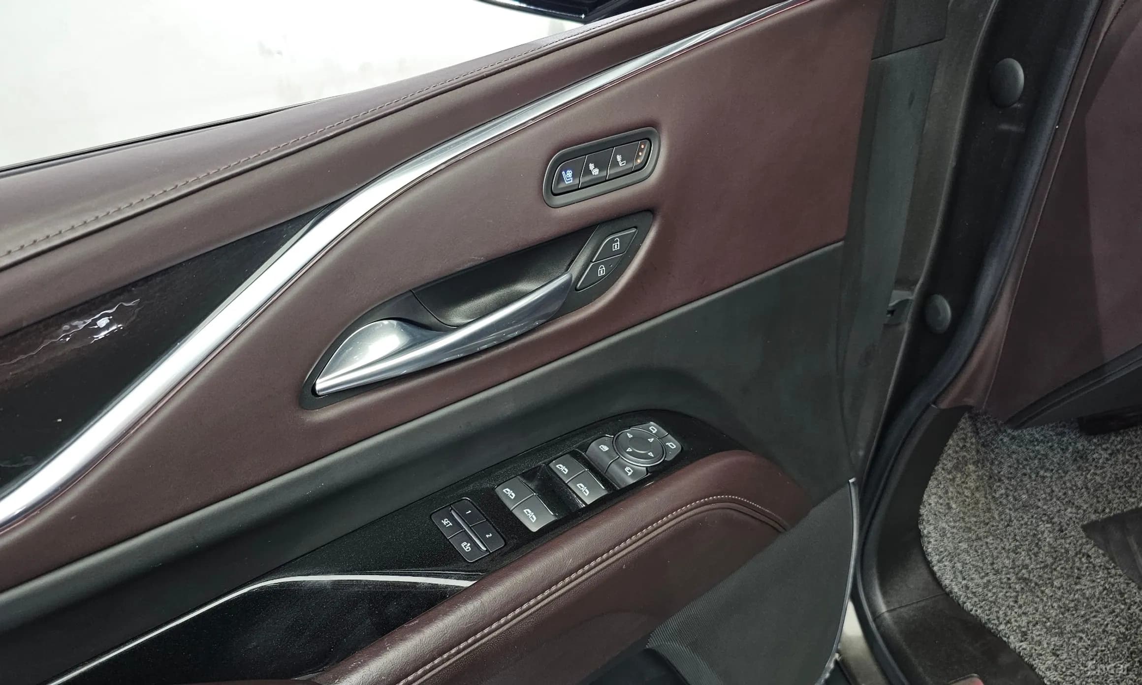 Escalade 5th Generation