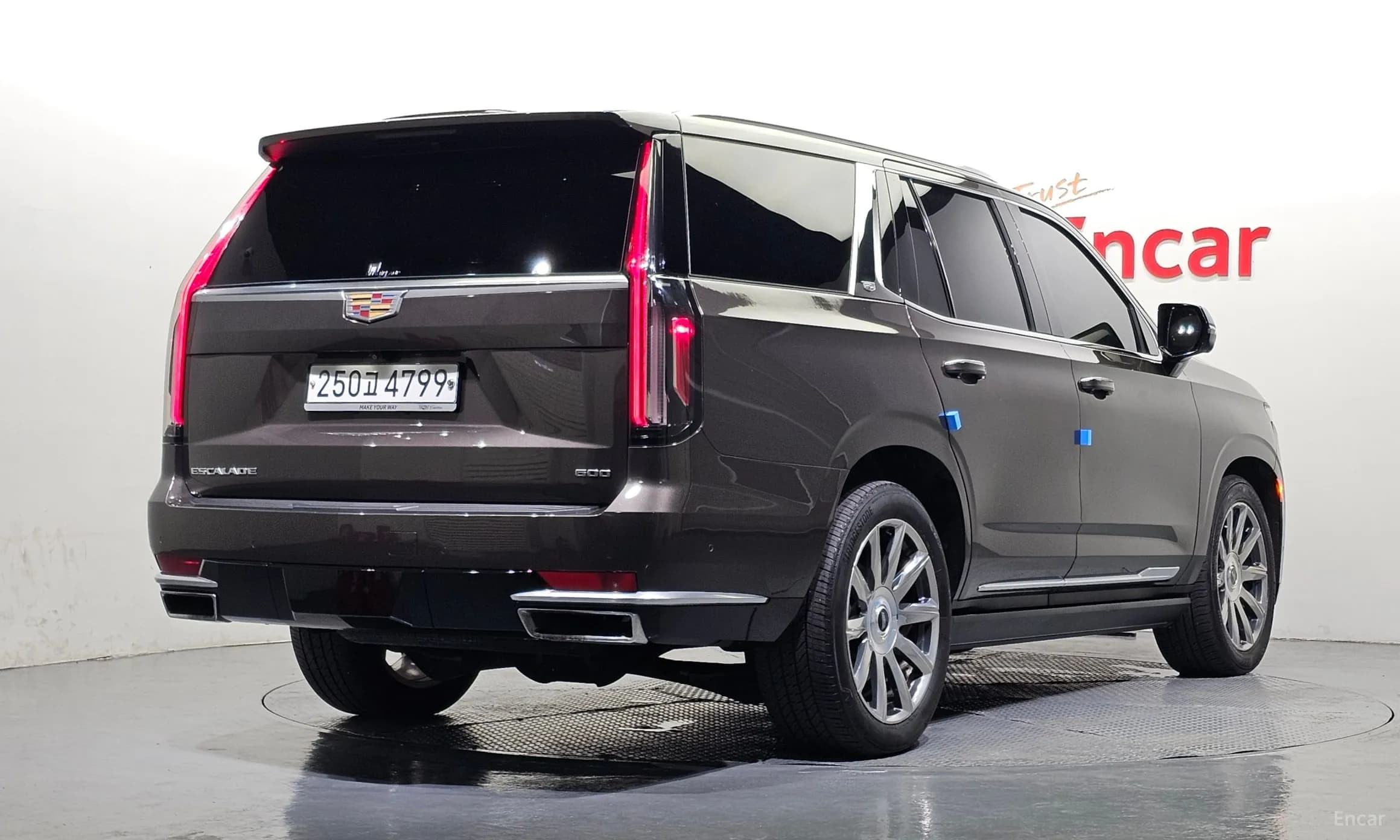 Escalade 5th Generation