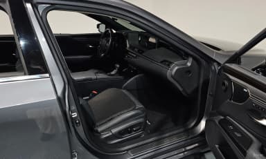 ES300h 7th Generation