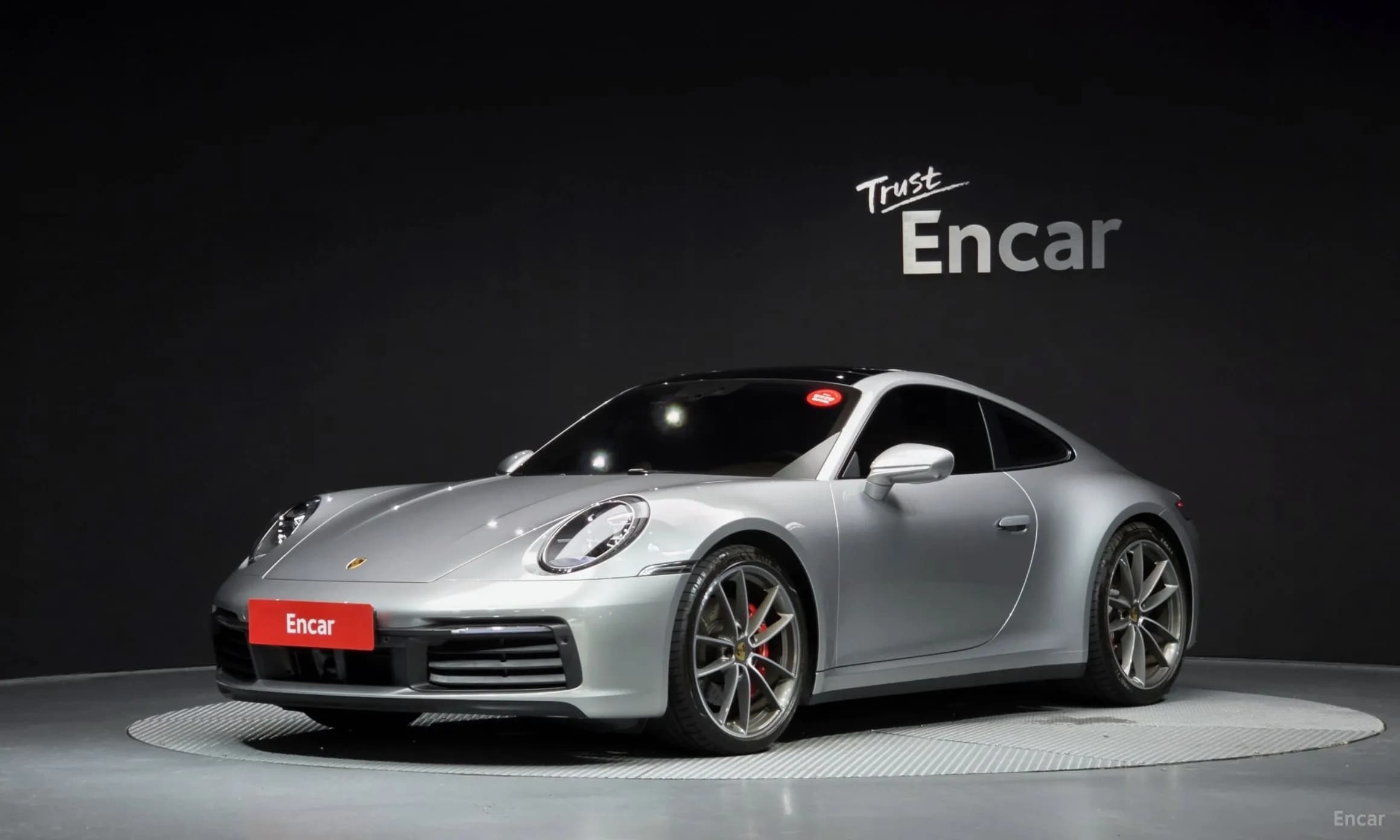 911 (992)
