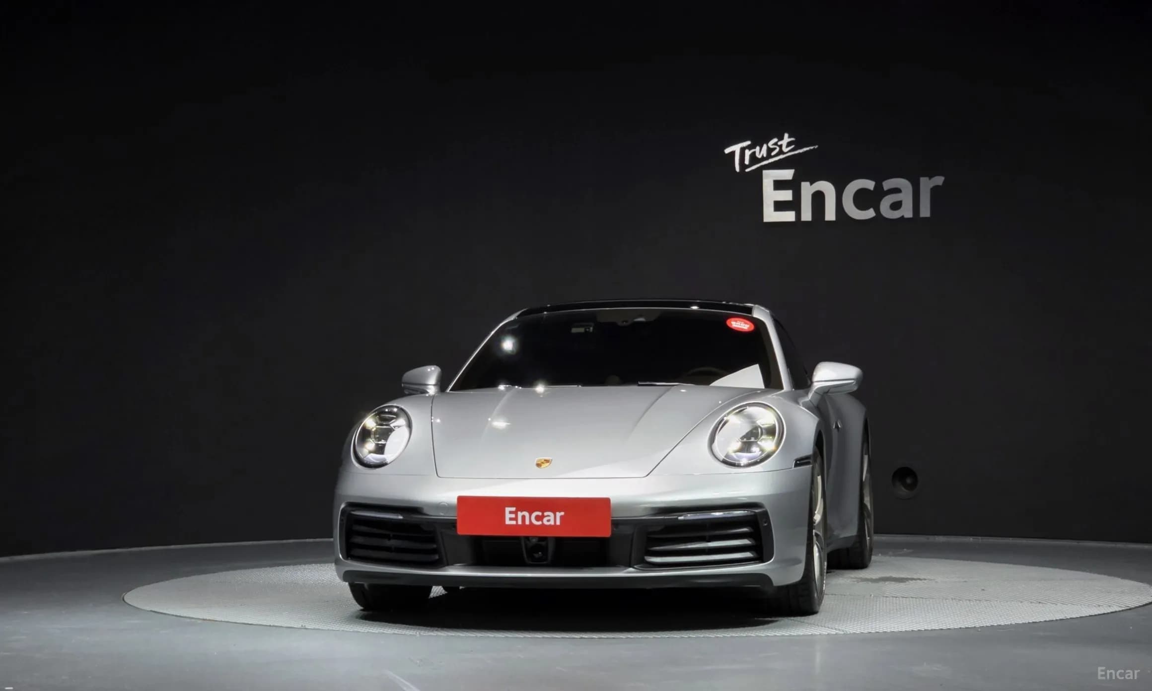 911 (992)