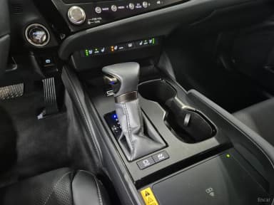ES300h 7th Generation