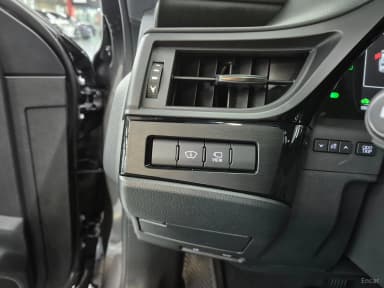 ES300h 7th Generation