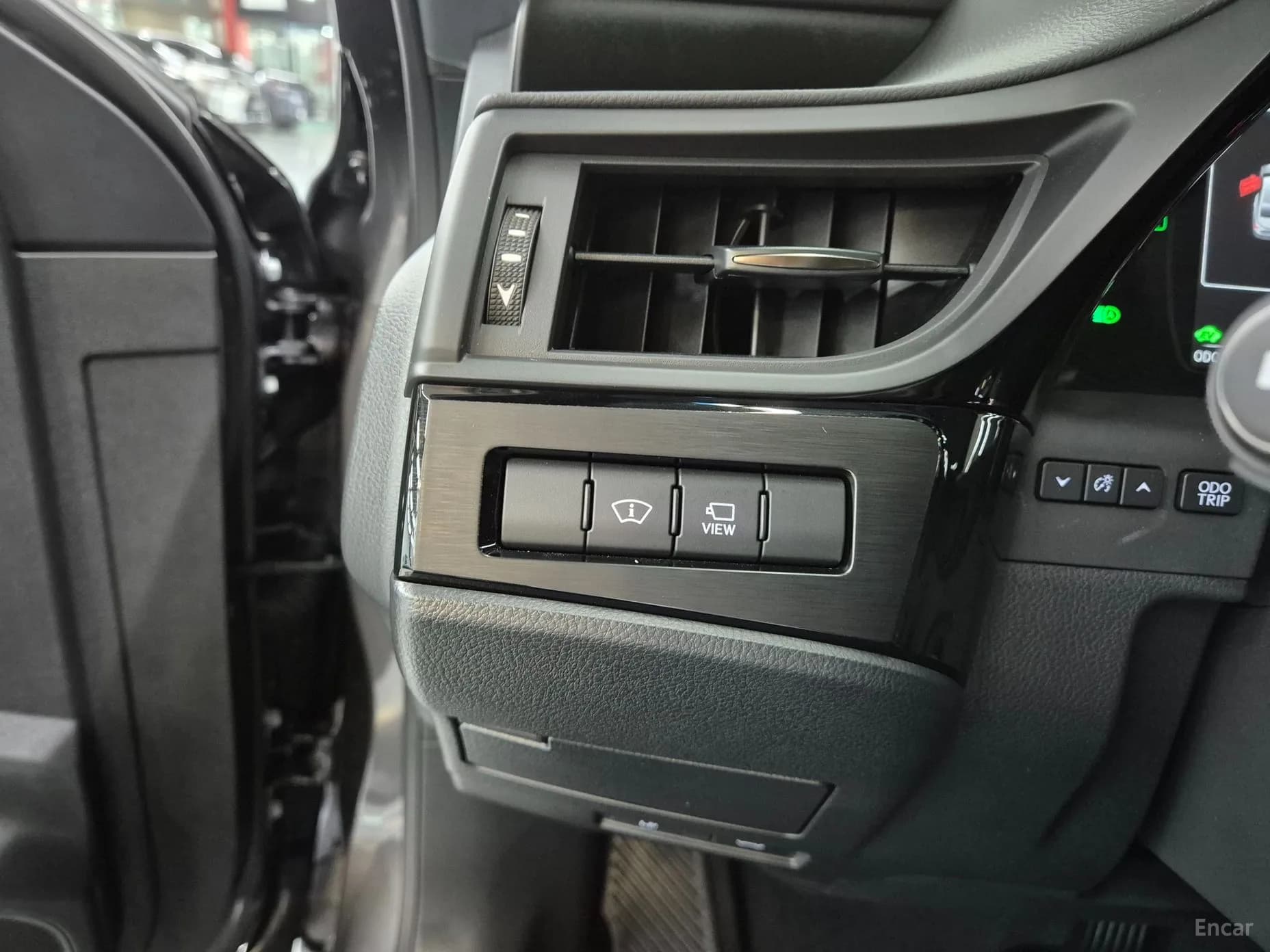 ES300h 7th Generation