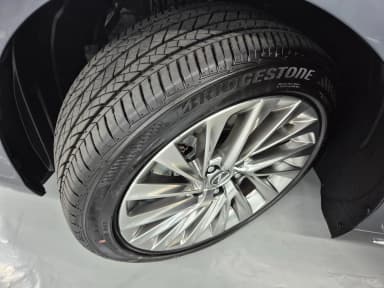 ES300h 7th Generation