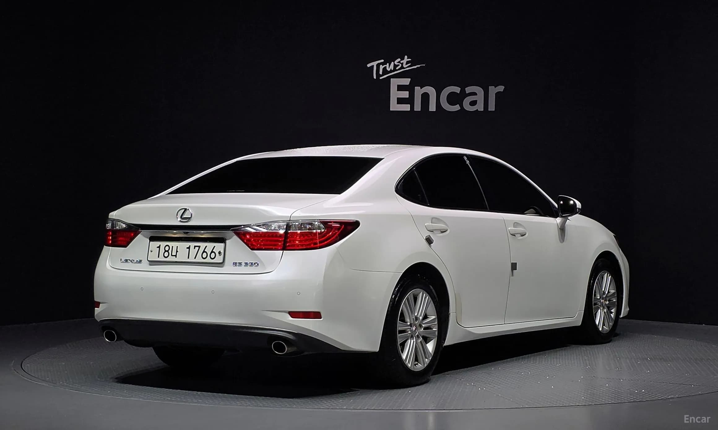New ES350