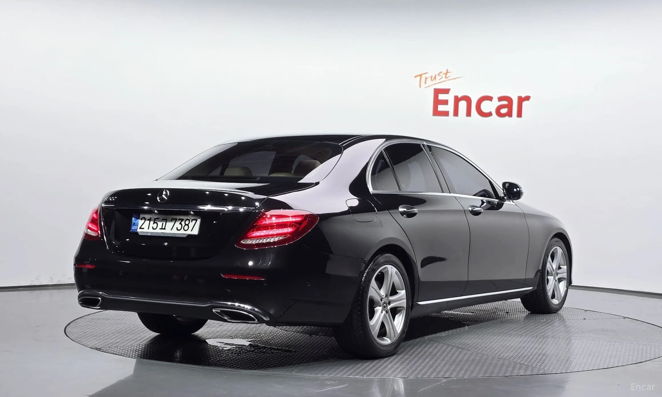 E-Class W213