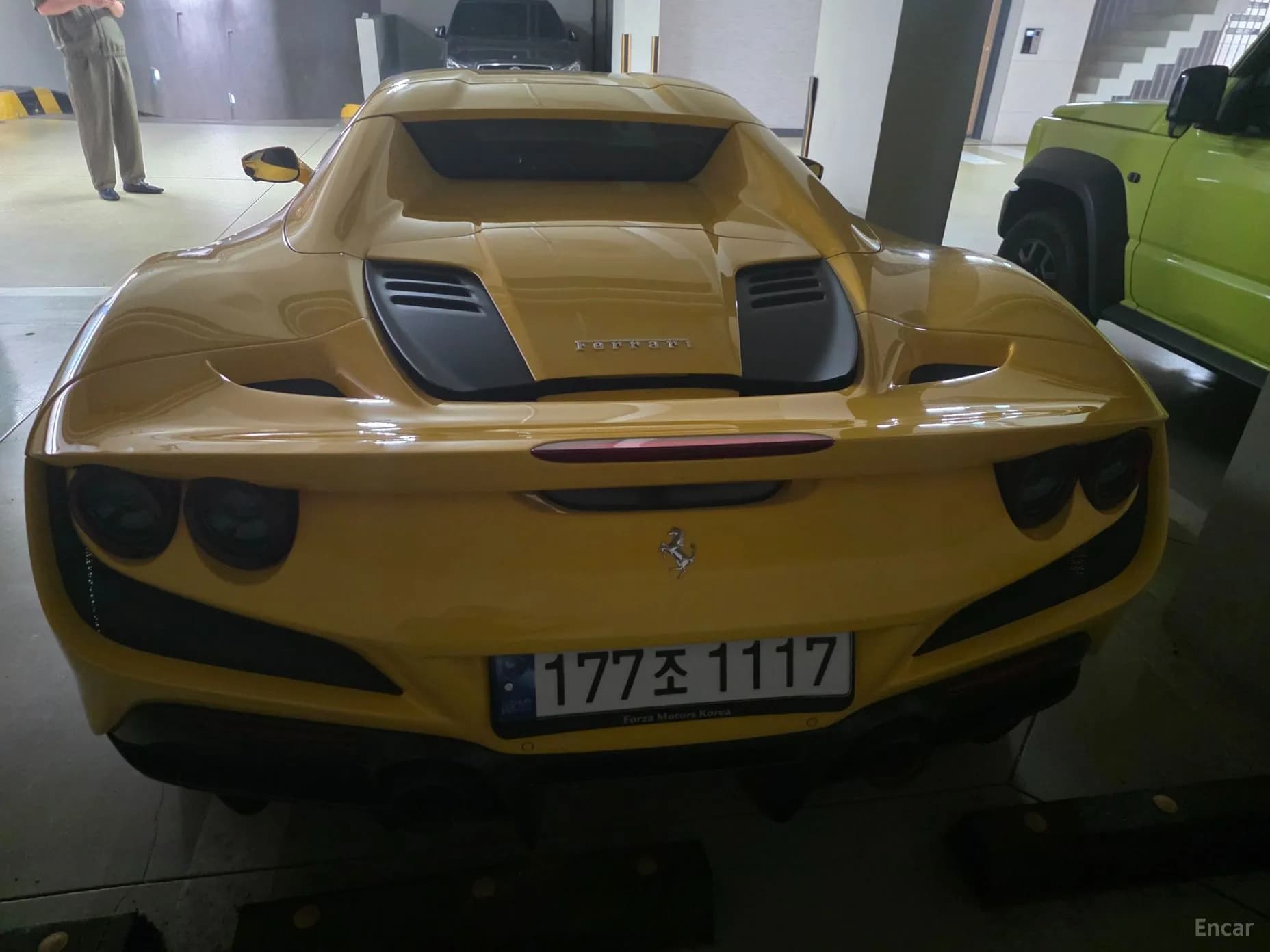 F8 Spider