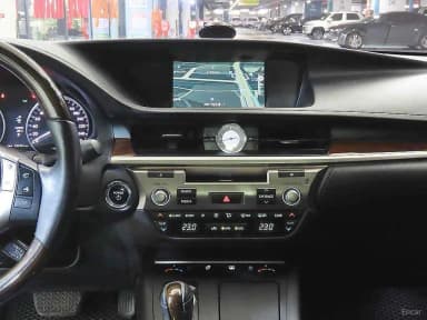 New ES300h