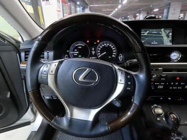 New ES300h