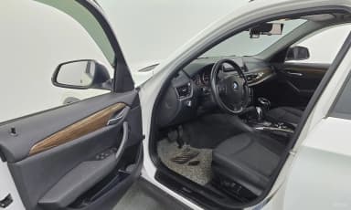 X1 (E84)