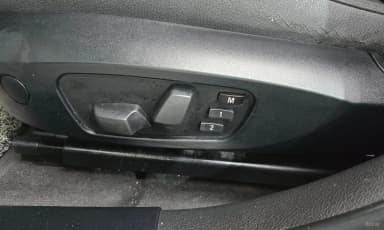 X1 (E84)