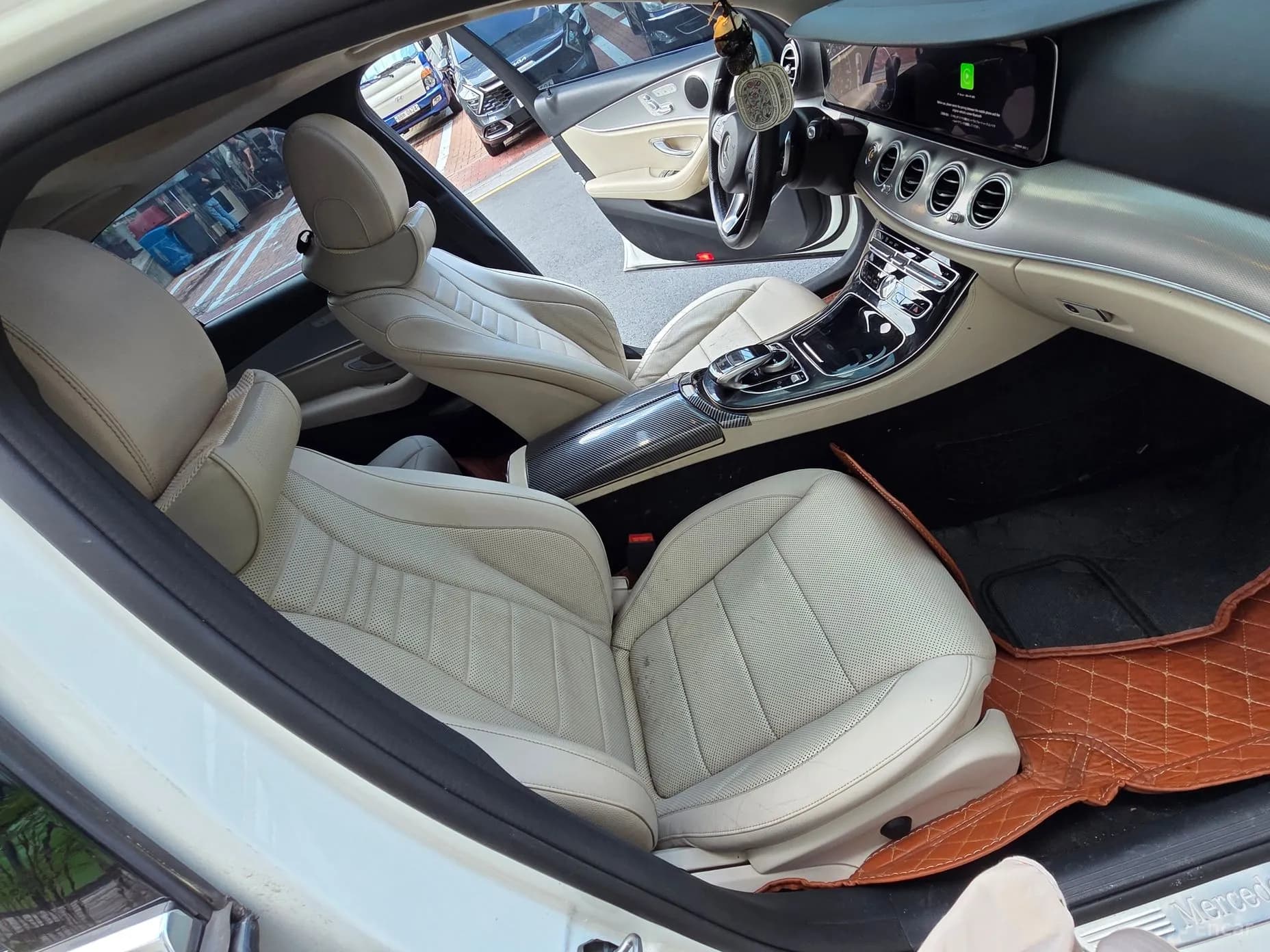 E-Class W213