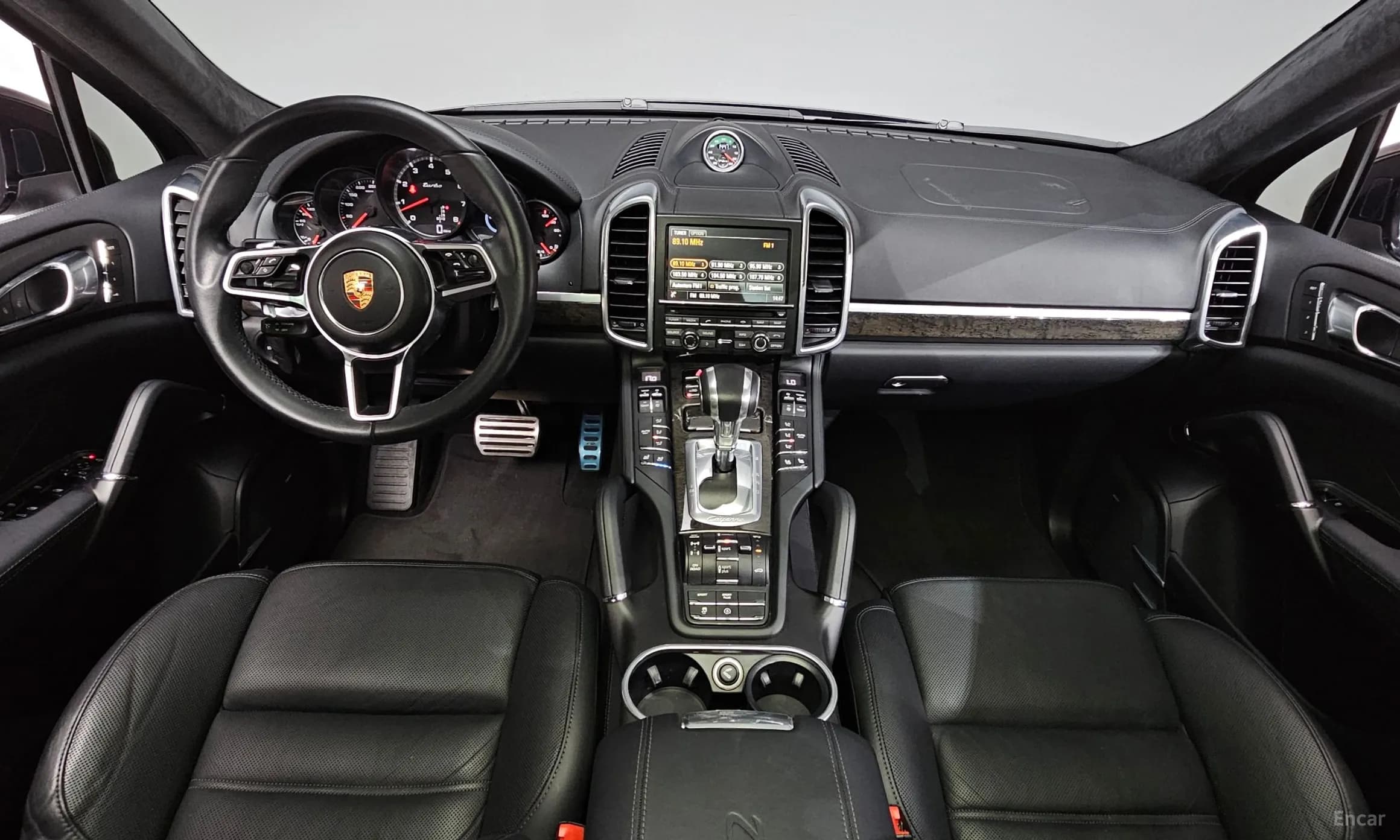New Cayenne