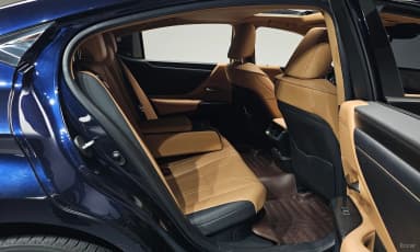 ES300h 7th Generation