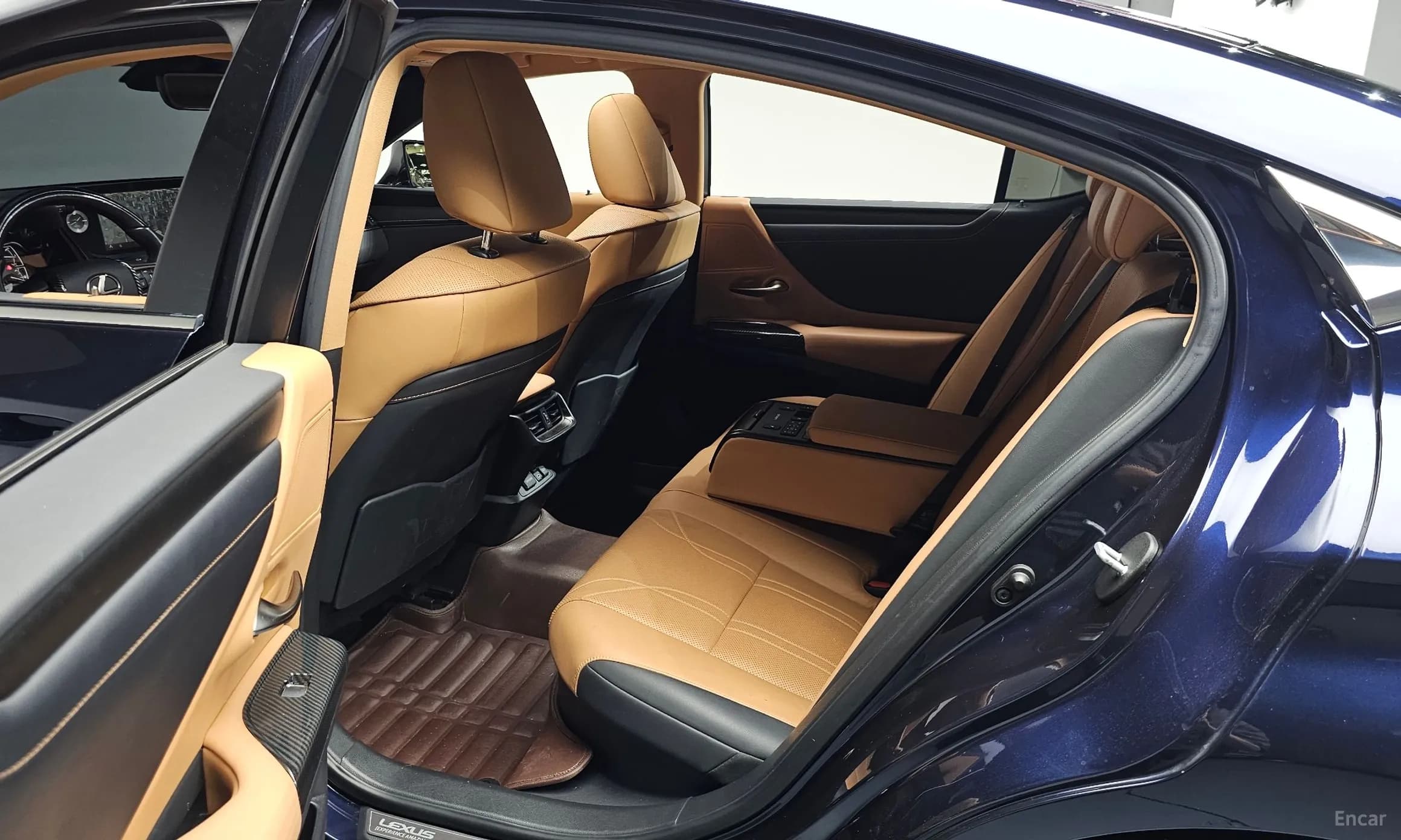 ES300h 7th Generation