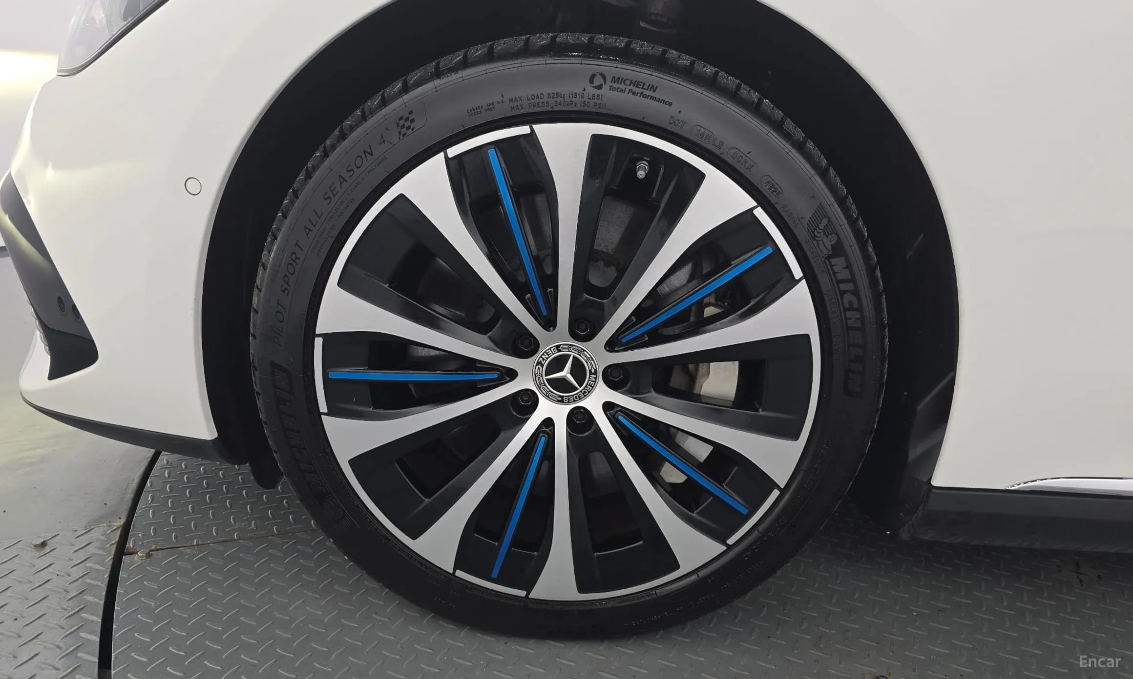 EQE V295