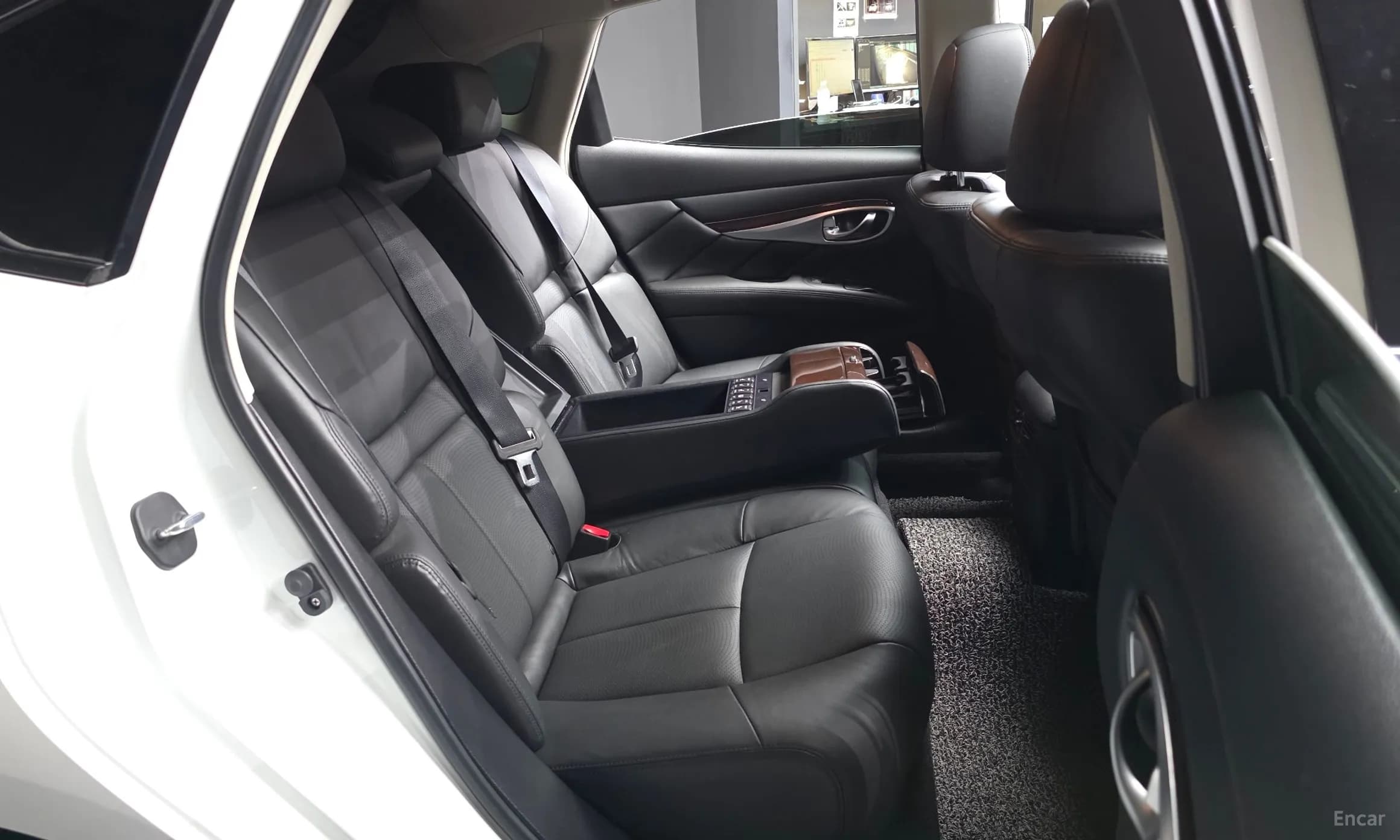 Q70