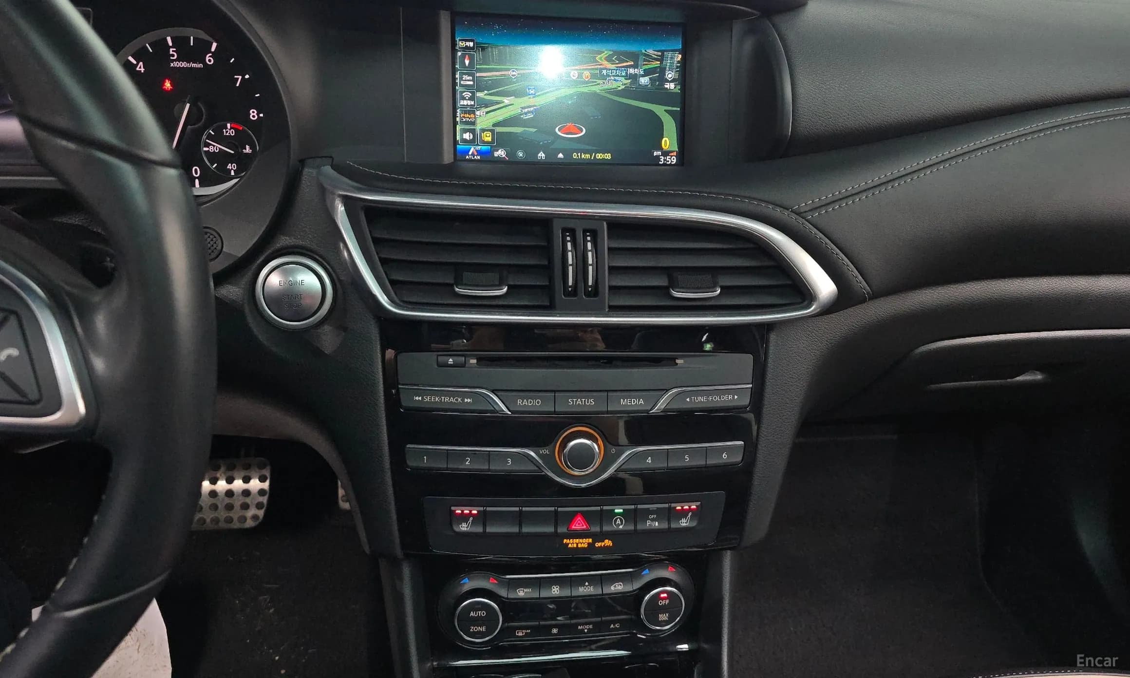 Q30