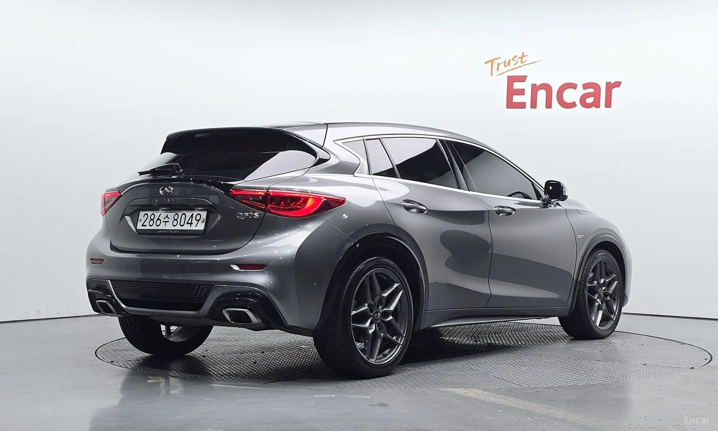 Q30