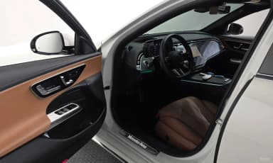 E-Class W214