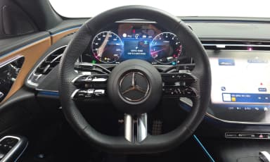 E-Class W214