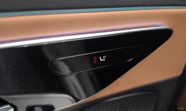 E-Class W214