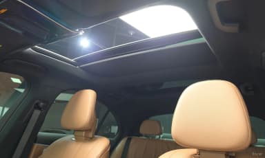 E-Class W214