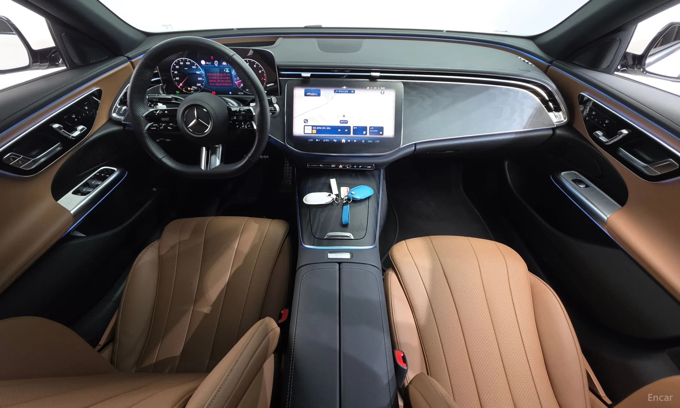 E-Class W214