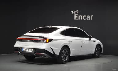 Sonata The Edge Hybrid (DN8)