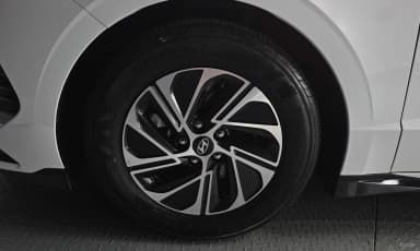 Sonata The Edge Hybrid (DN8)