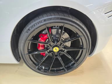 SF90 Spyder