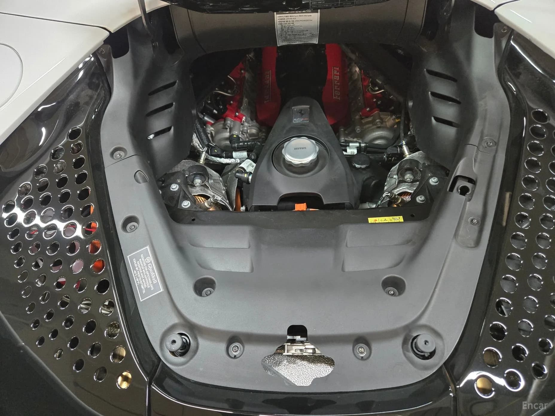 SF90 Spyder