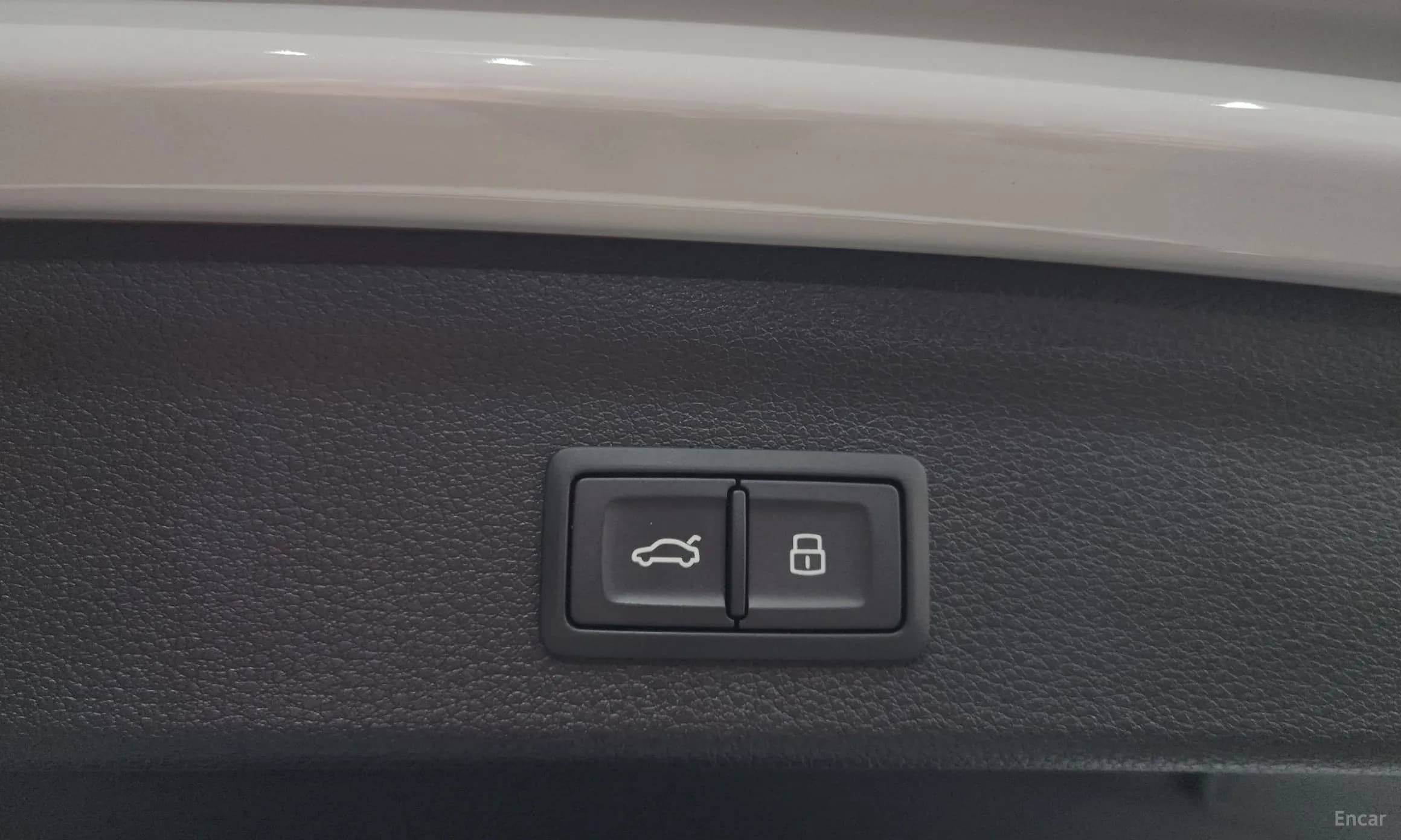 Q3 (F3)