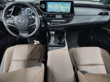 ES300h 7th Generation