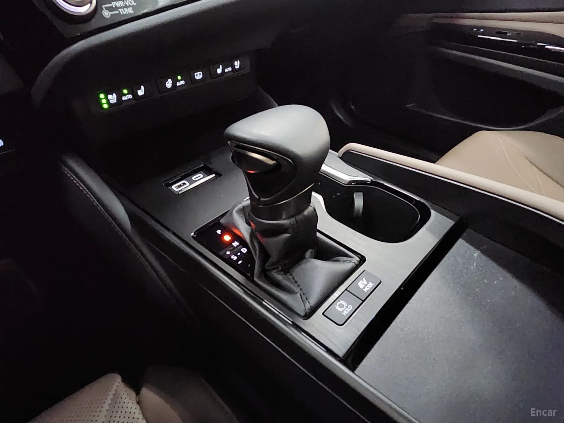 ES300h 7th Generation