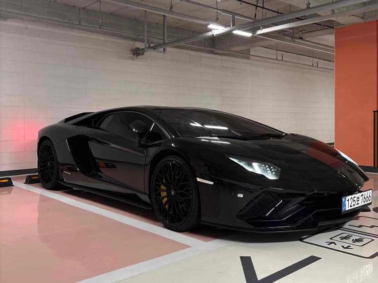 Aventador