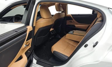 ES300h 7th Generation