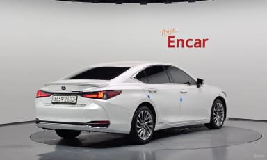 ES300h 7th Generation