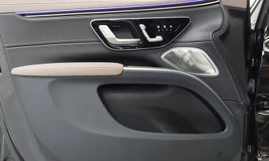 EQS SUV X296