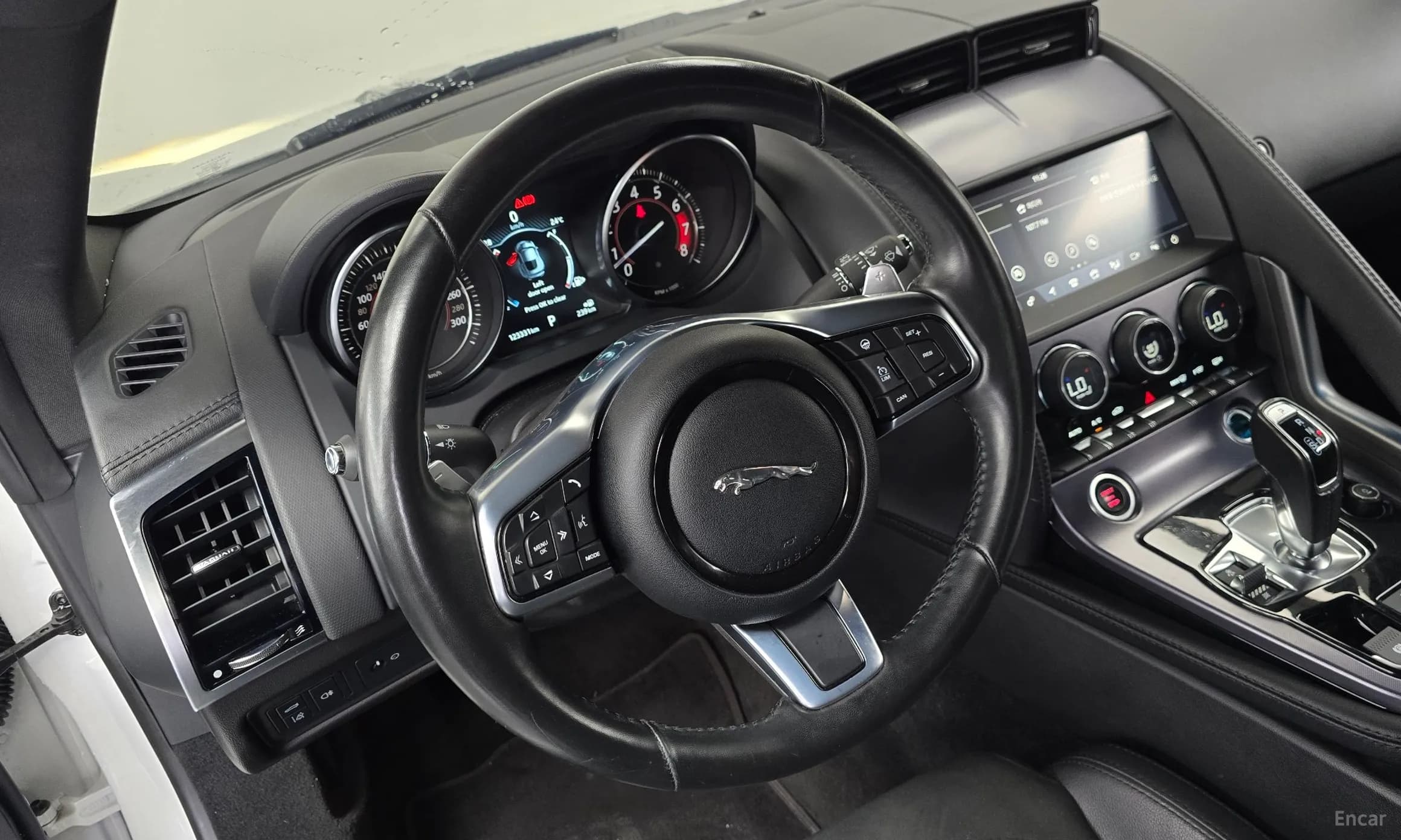 F-TYPE