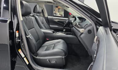 LS600hL